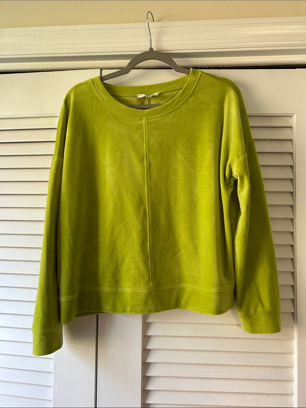 Cable & Gauge Lime Green Crewneck Sweatshirt